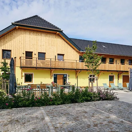 Farm stay Biokrauterei Mathiasnhof Ottnang am Hausruck