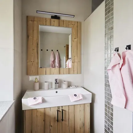 Farm stay Biokrauterei Mathiasnhof Ottnang am Hausruck